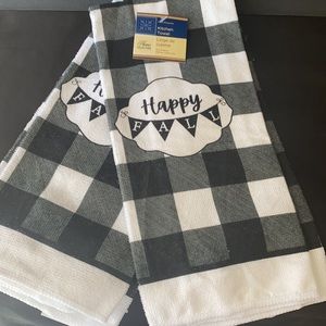 Home Collection “Happy Fall” Kitchen Towels Set of 2 NEW
